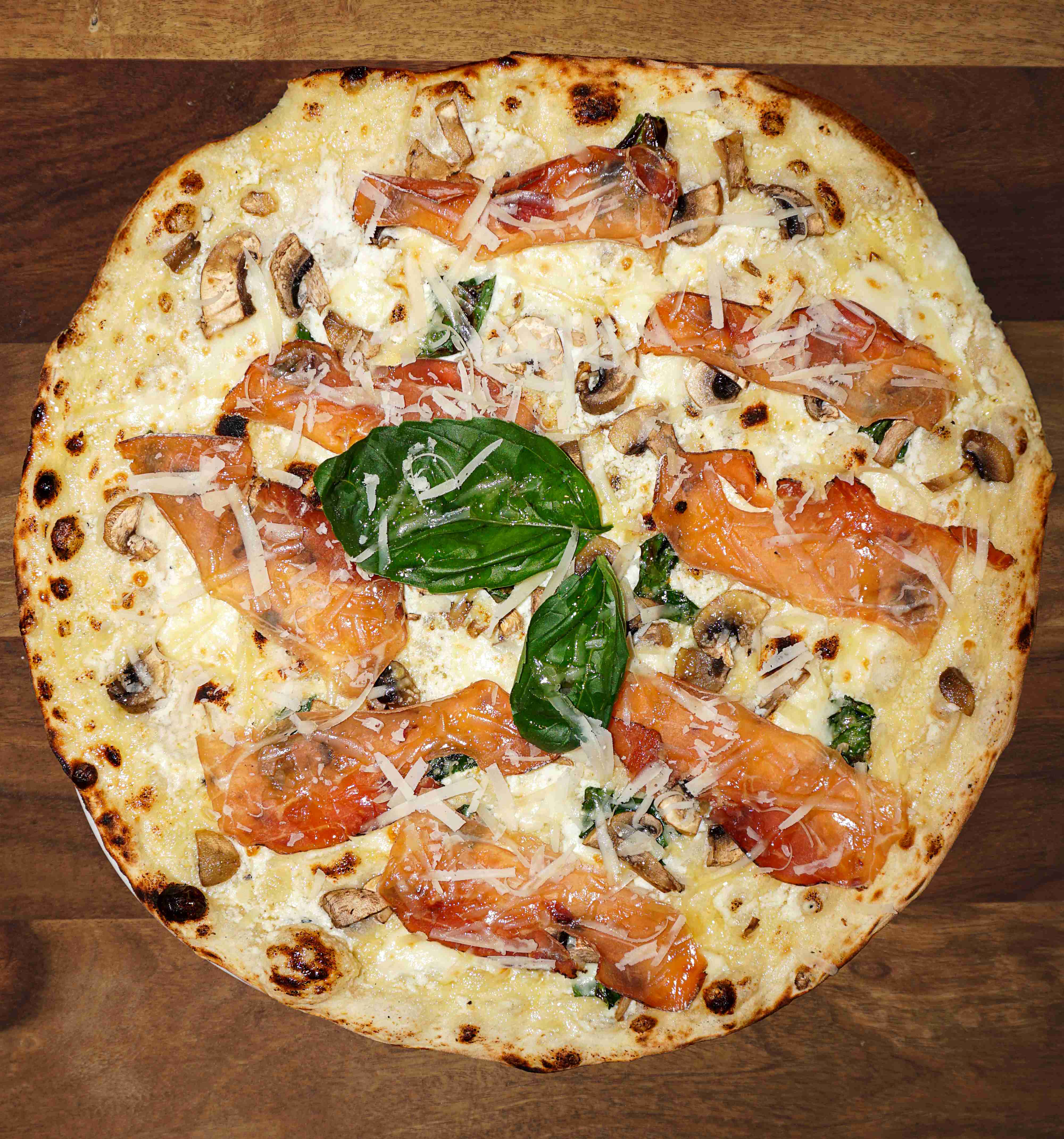 Pizza Trufa y Champiñones